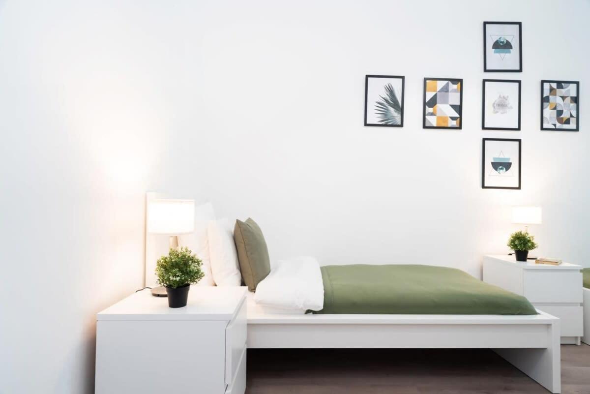 Large Apartment At Perfect Central Location Budapest Exterior foto